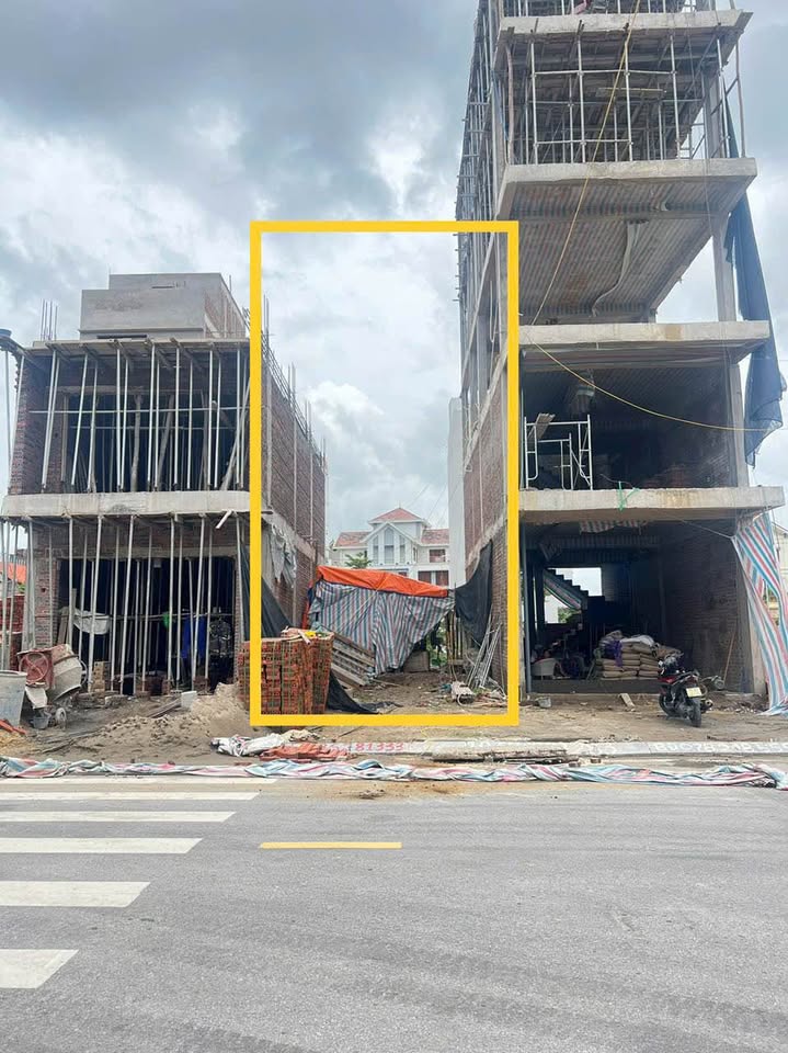 Đất tái định cư Hồng Hà, vị trí vàng, kinh doanh đỉnh, gần biển