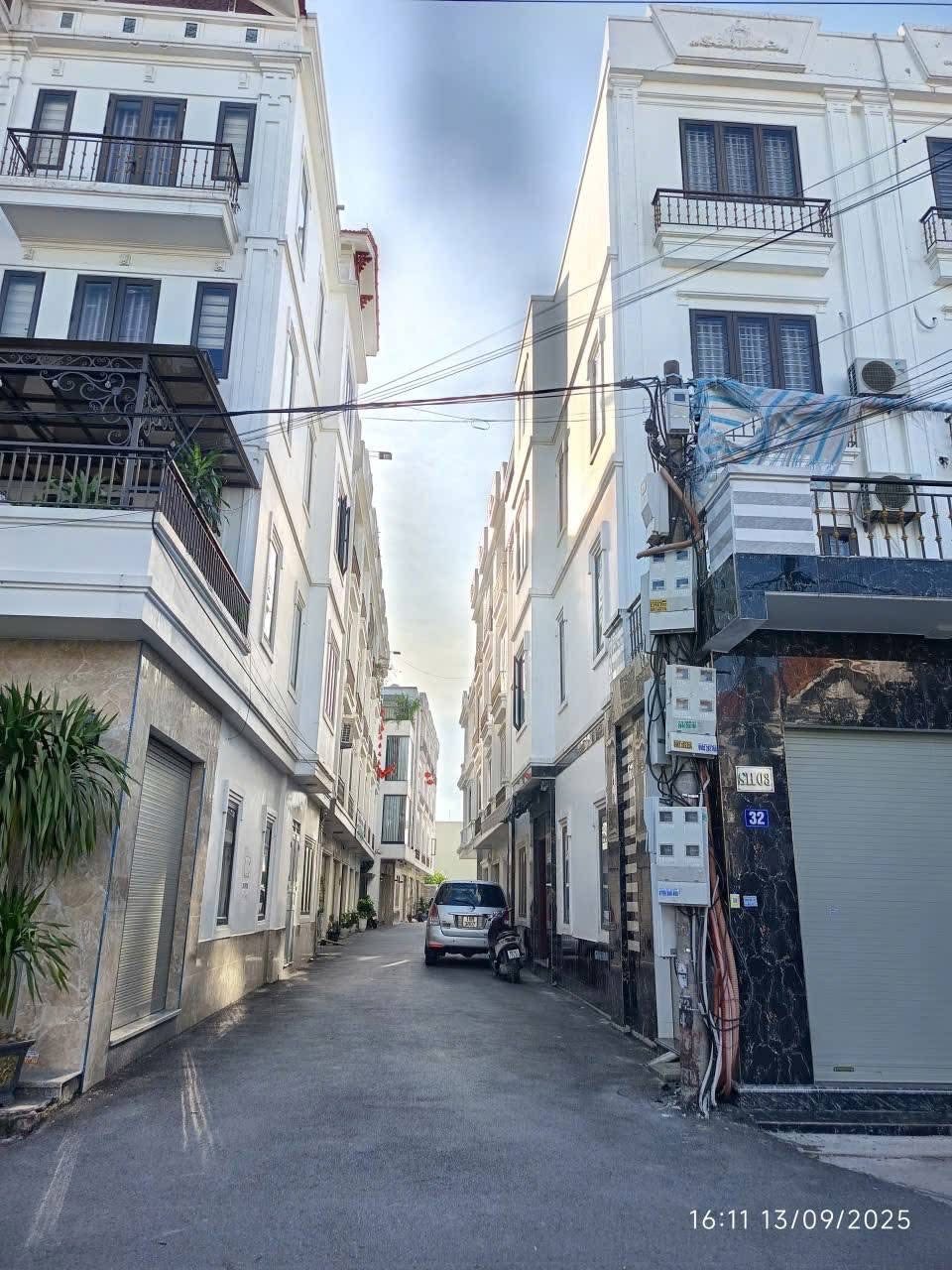 Nhà 4 tầng "sang chảnh" 50m² tại Vân Tra - Ở hay làm văn phòng, tùy bạn