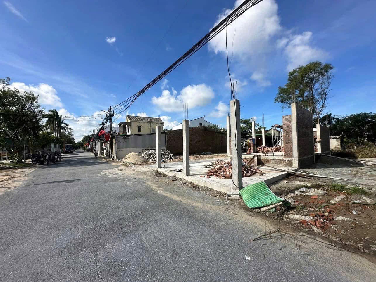 Góc vàng kinh doanh lô đất 2 mặt tiền, ngõ Mai Lão Bảng, Nghi Phú, giá hấp dẫn