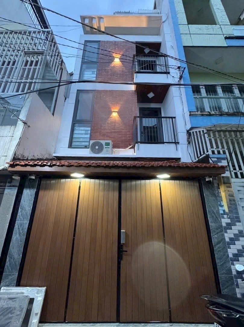 Chung cư dịch vụ Tân Phú, 60m2, 4 tầng, 7 phòng ngủ khép kín, doanh thu 40 triệu/tháng