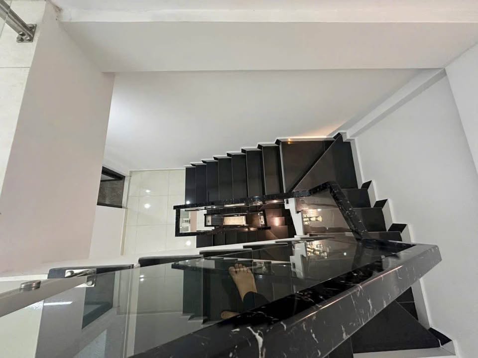 Nhà 4 tầng sân cổng riêng - Đằng Hải, Hải An - An yên chốn đi về