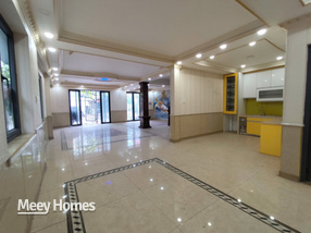 Tọa lạc tại khu dân cư vip nhất An Phú, D3 Kiếng Nổi, căn biệt thự này mang đến một không gian sống đẳng cấp