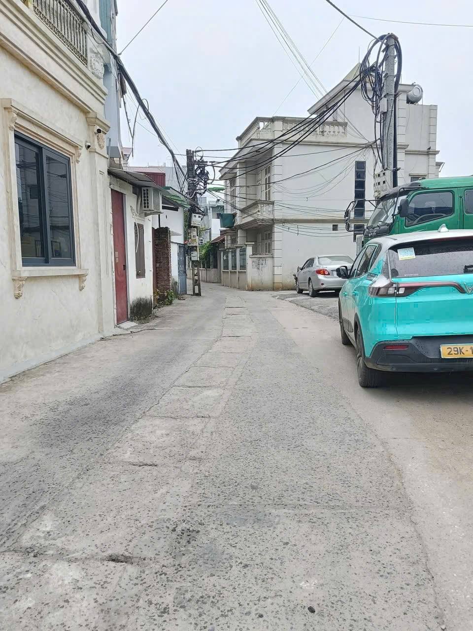 Chính chủ cần tiền nên bán gấp lô đất tại Tự Khoát, gần đường trục chính Vũ Lăng