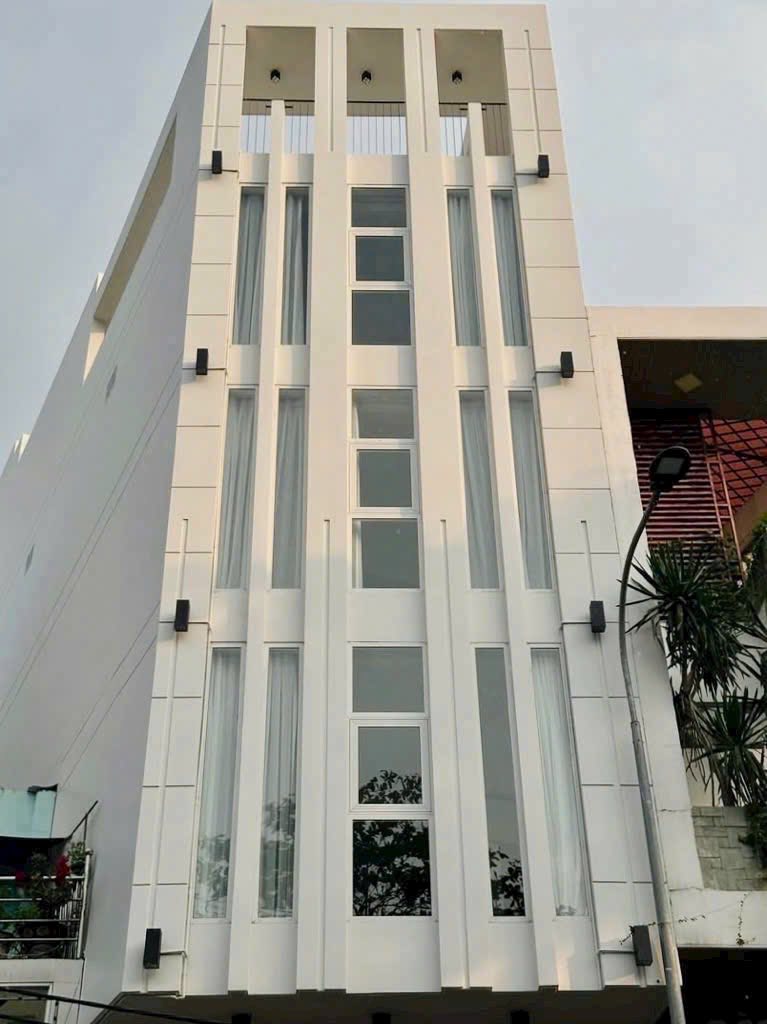 Siêu phẩm mặt tiền đắc địa ngay Út Tịch, giáp Hoàng Sa, Phường 4, Tân Bình