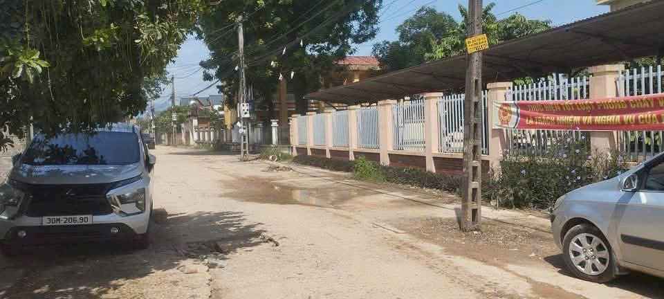 Cơ hội đổi đời với lô đất siêu đẹp, đối diện trường học và ủy ban nhân dân, vị trí đắc địa không thể bỏ lỡ