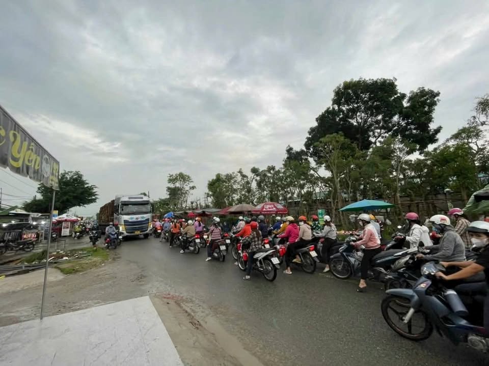 Siêu phẩm nhà 1 trệt 1 lầu ngay mặt tiền quốc lộ 60