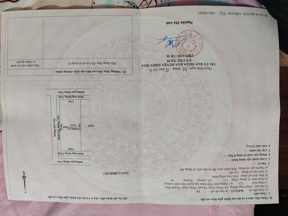 Đất vàng 3 mặt tiền, giá hời đây ạ