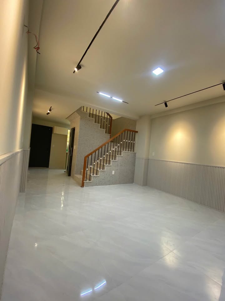 Siêu phẩm nhà hẻm 391 Huỳnh Tấn Phát, Quận 7