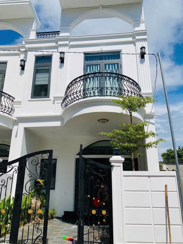 Chào mừng quý vị đến với "thiên đường" 2 tầng tại đường Phạm Bá Nguyên, thành phố Huế