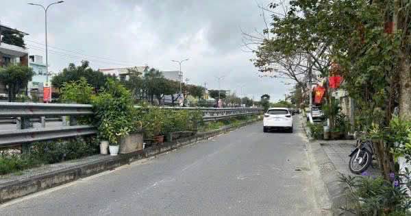 Bán đất mặt tiền đường Trường Chinh, Cẩm Lệ, 136m2, giá 2,97 tỷ