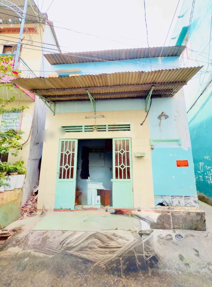 Nhà 3 mặt tiền view kè Nguyễn Duy, Phường 8, Quận 8 - 5x9m, 3.88 tỷ