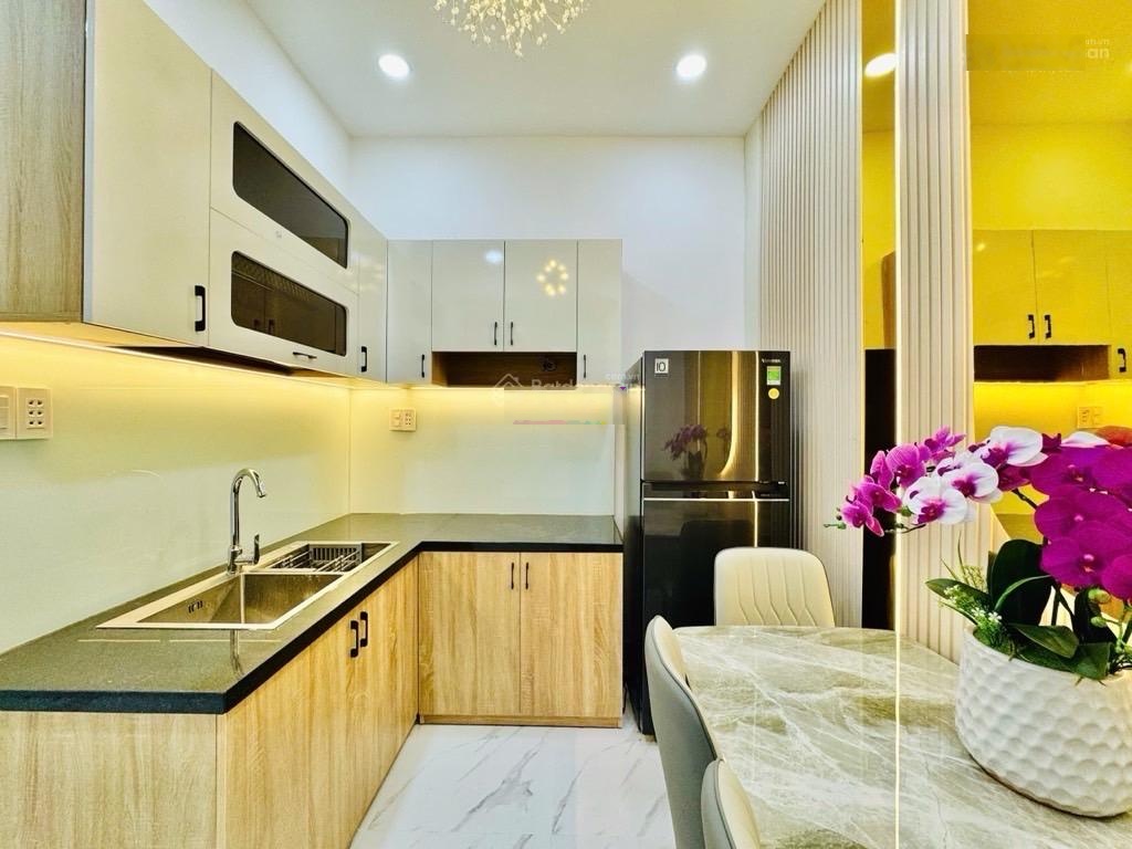 Chỉ 4,6 tỷ có nhà mới hẻm ôtô Ngay Thị Nghè - Hàng xóm Q1 - đi bộ ra bờ kè Trường Sa