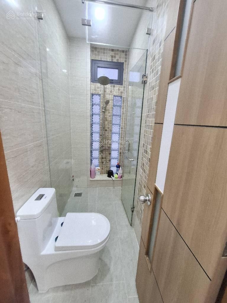 Nhà 5 tầng - Trần Hưng Đạo - P. Cầu Ông Lãnh - Q 1 - 26m2 - sổ riêng - chỉ 6 tỷ