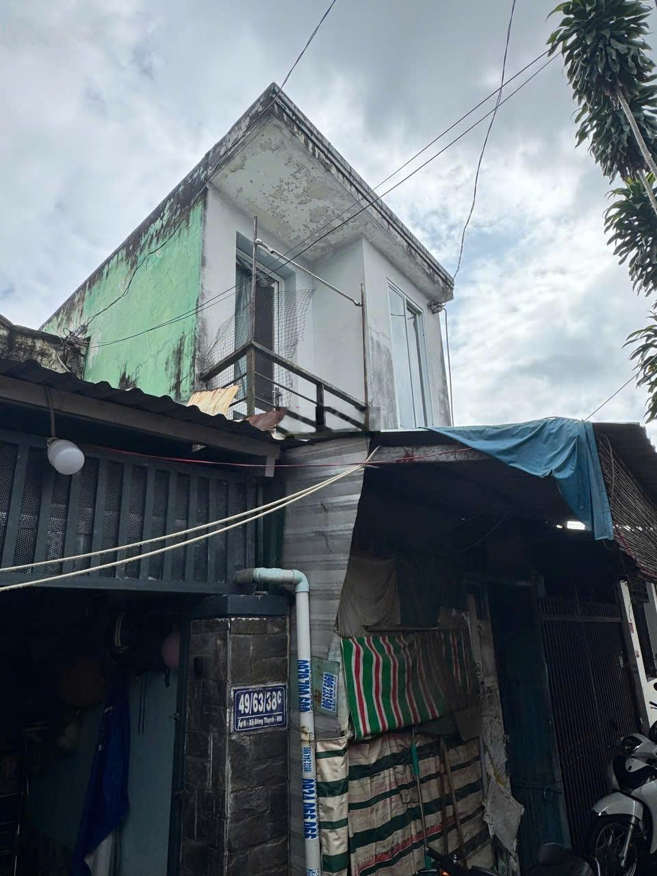 Bán gấp nhà đường rộng 4m, xe hơi tới cửa, giấy tờ đầy đủ, quy hoạch khu dân cư hiện hữu