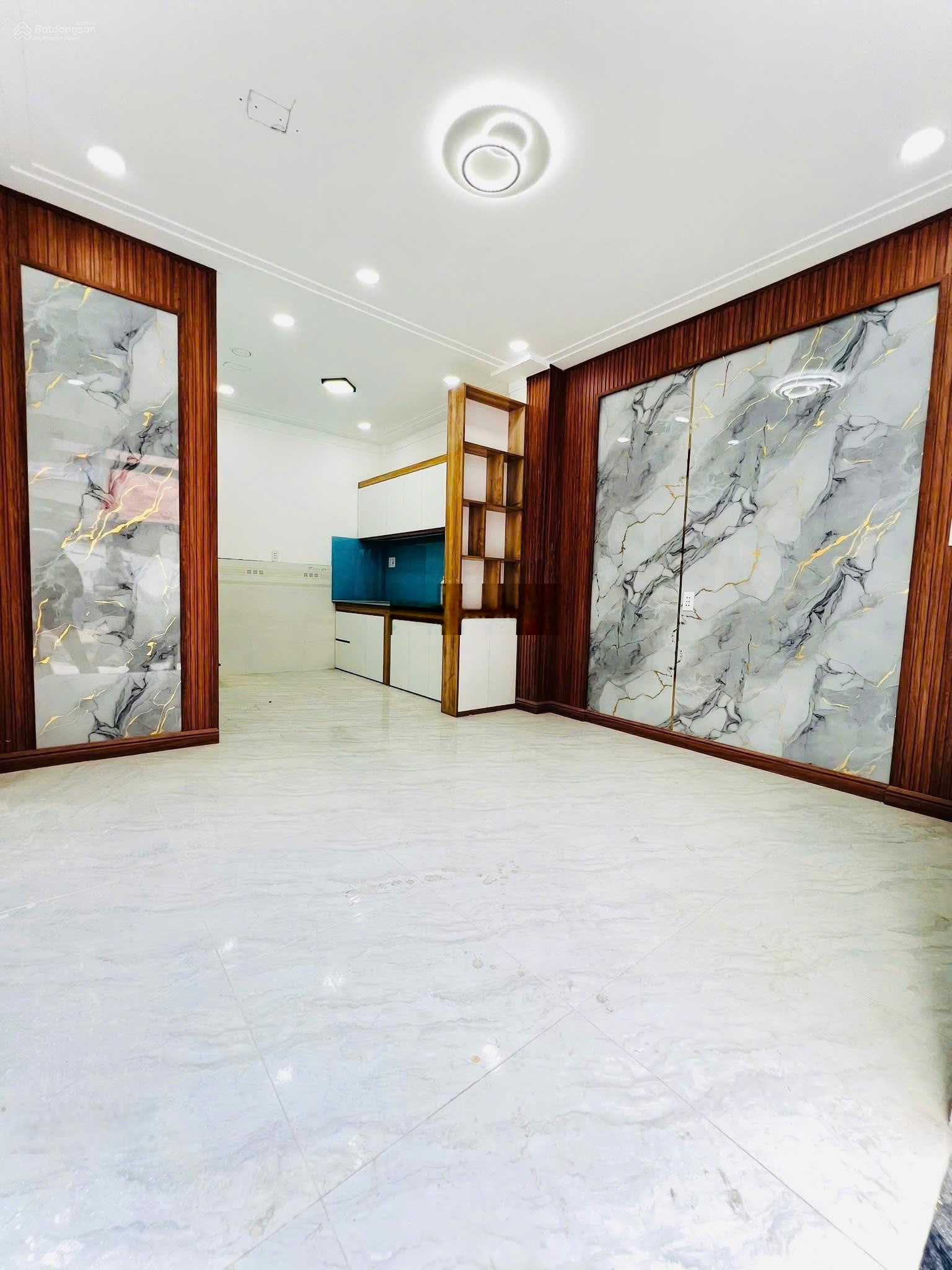 Bán nhà 1 sẹc ngắn đường Phan Văn Hớn ngay cầu Tham Lương, giá 980 triệu