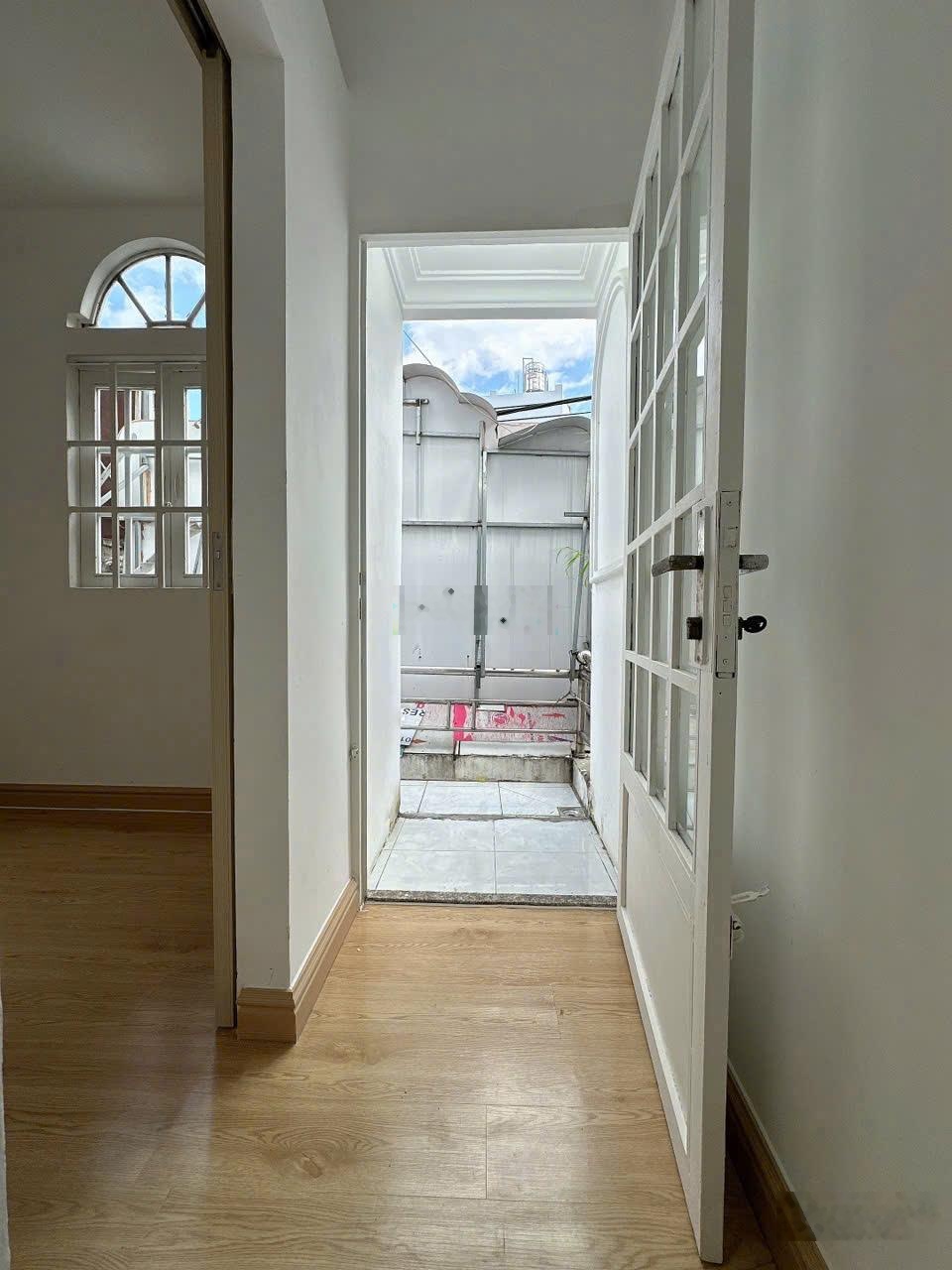 MẶT TIỀN KINH DOANH 120 Bùi Đính Tuý phường 12 quận Bình Thạnh, 21,9m2, giá 5 tỷ 95.