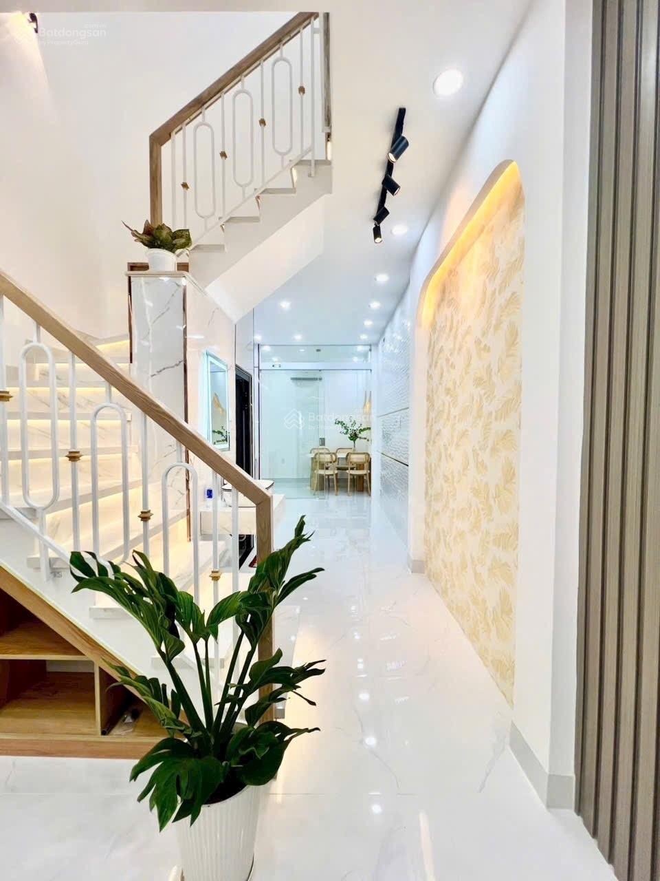 Nhà đẹp ở ngay - hẻm nhựa 3m thông - kinh doanh - quang trung p8 - chỉ #4.268