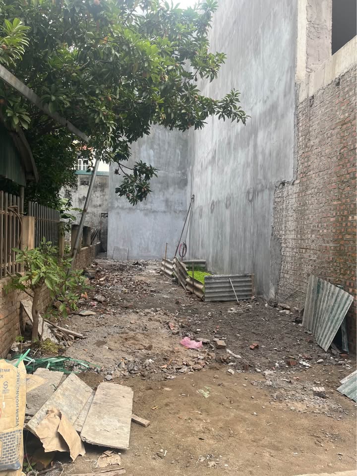 Mảnh đất vuông vắn 54m² tọa lạc tại trung tâm Trâu Quỳ, Gia Lâm, Hà Nội