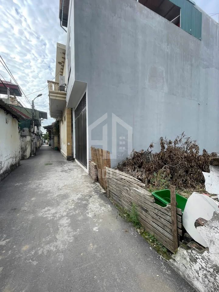 Mảnh đất vuông vắn tại Hoài Đức, Hà Nội, với diện tích 63m2, sẵn sàng chào đón chủ nhân mới