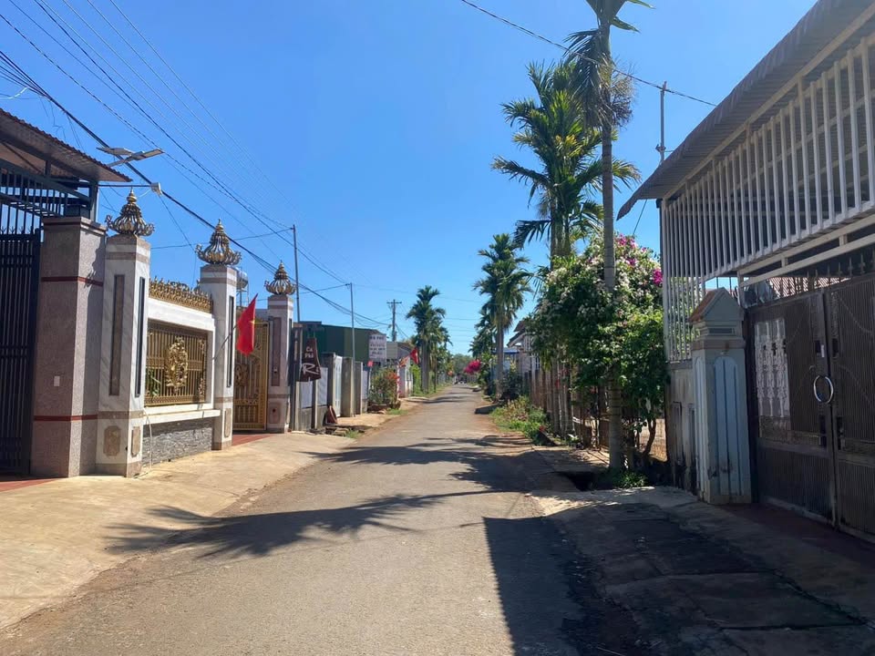 Đất mặt tiền chợ Đạt Lý, Buôn Ma Thuột