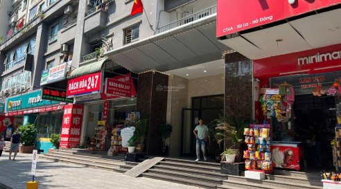 Căn đầu hồi 63m² khu đô thị Xa La, giá hời, nội thất đủ, sổ đỏ cầm tay