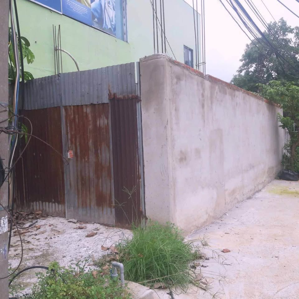 Mảnh đất mặt tiền đắc địa tại đường Nguyễn Thị Sáu, khu vực chợ Thới Tứ, Hóc Môn