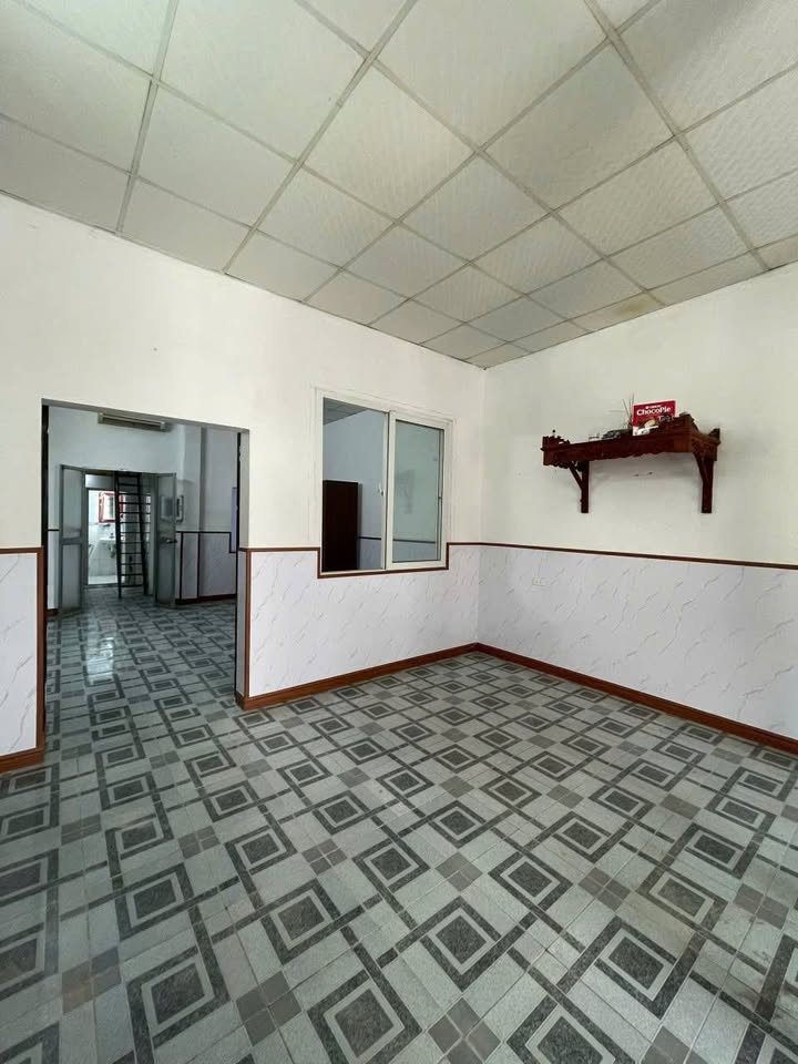 Cho thuê nhà riêng 65m² 2 phòng ngủ, ngõ 987/83 Ngô Gia Tự, Long Biên