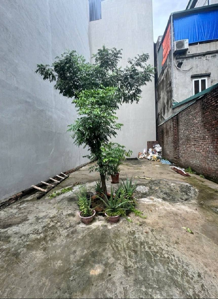 Cơ hội sở hữu mảnh đất vàng còn sót lại, nằm gần phố sầm uất tại Hà Nội