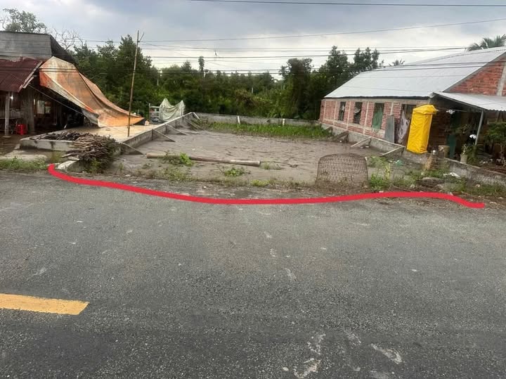 Chào mừng quý vị đến với cơ hội sở hữu một nền đất đắc địa ngay mặt tiền Quốc lộ 57