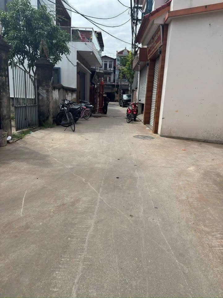 Đất Bắc Ninh 43m² nở hậu, sát hồ thoáng mát, giá 1 tỷ