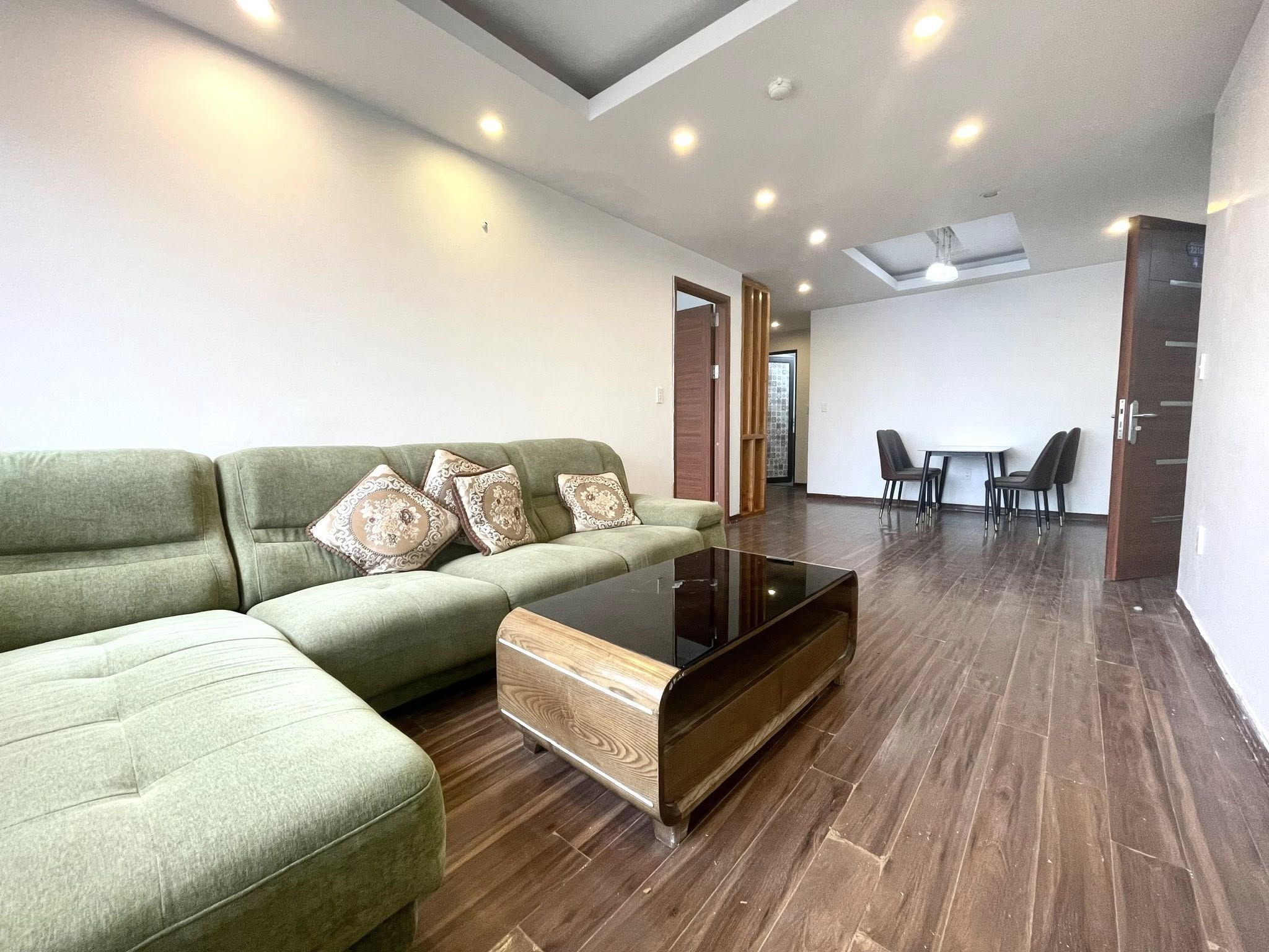 Căn hộ chung cư Bảo Sơn tọa lạc tại vị trí đắc địa trên đường Nguyễn Sỹ Sách, phường Hưng Phúc