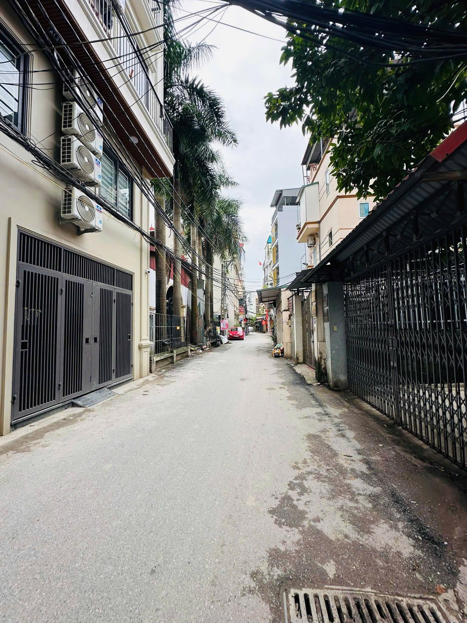 Bán nhà 36m2 Phú Diễn, ô tô tránh, 3 bước chân ra mặt phố kinh doanh sầm uất