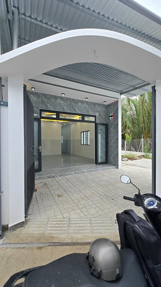 Nhà siêu rộng 300m2 trung tâm Bến Tre, giá chỉ từ 1.35 tỷ