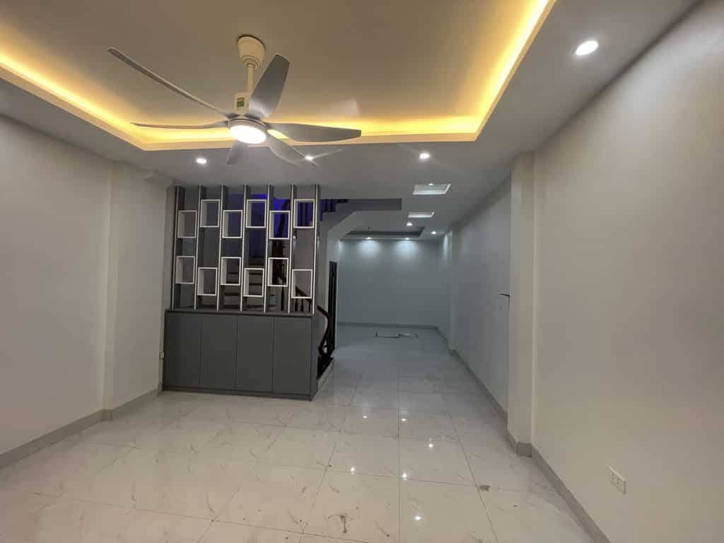 Nhà đẹp 5 tầng tây mỗ, 50m2, gần sân Mỹ Đình 7,7 tỷ