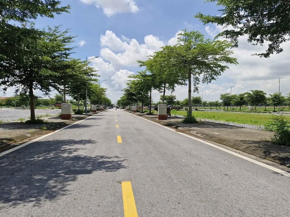 Đất Trung Đông, Hà Hoa Tiên, sổ hồng trao tay, giá hời