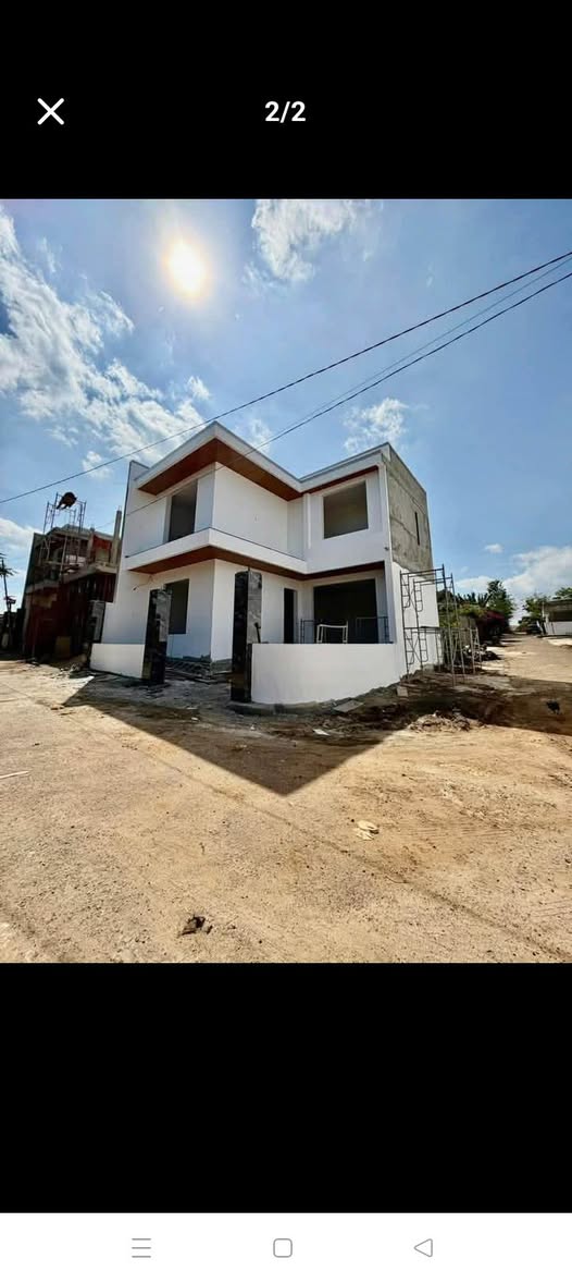 Nhà căn góc 2 mặt tiền, full nội thất, giá hời như mơ