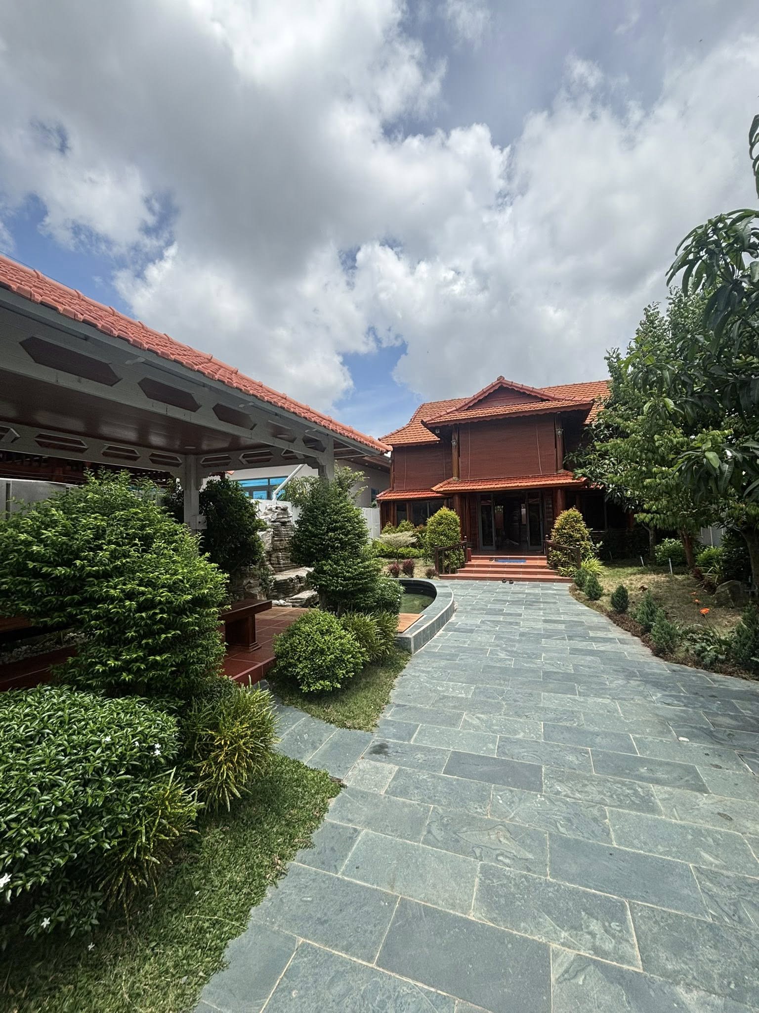 Siêu phẩm villa sàn gỗ độc nhất vô nhị tại Gò Công Đông, Tiền Giang