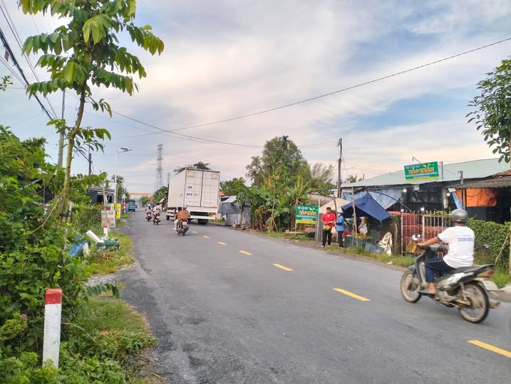 Mảnh đất DT 854, Đồng Tháp ngang 7m, 409m2 thổ cư, gần chợ Cái Tàu