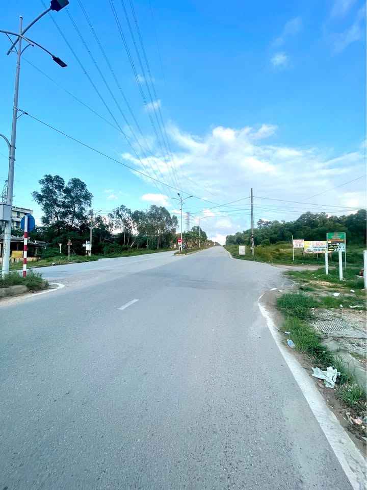 Lô đất vàng mặt tiền Phùng Lưu - Thuỷ Dương, gần chợ và Đại học