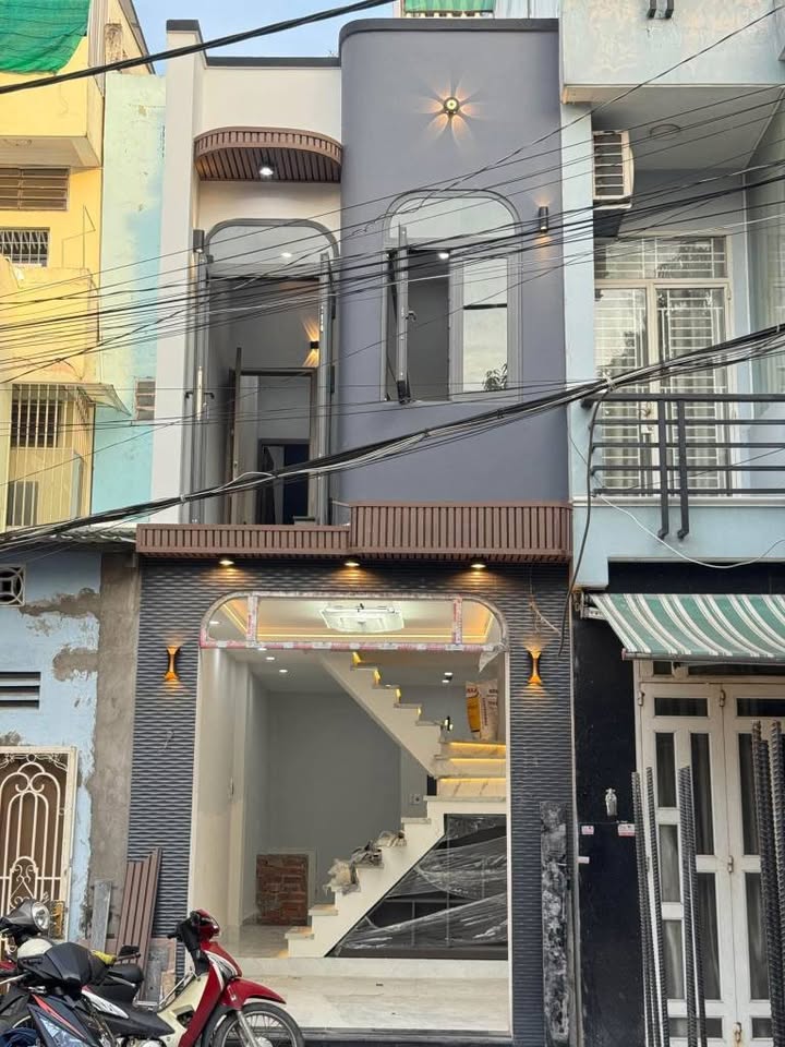 Mở ra cánh cửa đến cuộc sống tiện nghi tại trung tâm thành phố Cần Thơ với căn nhà trệt lầu ấm cúng