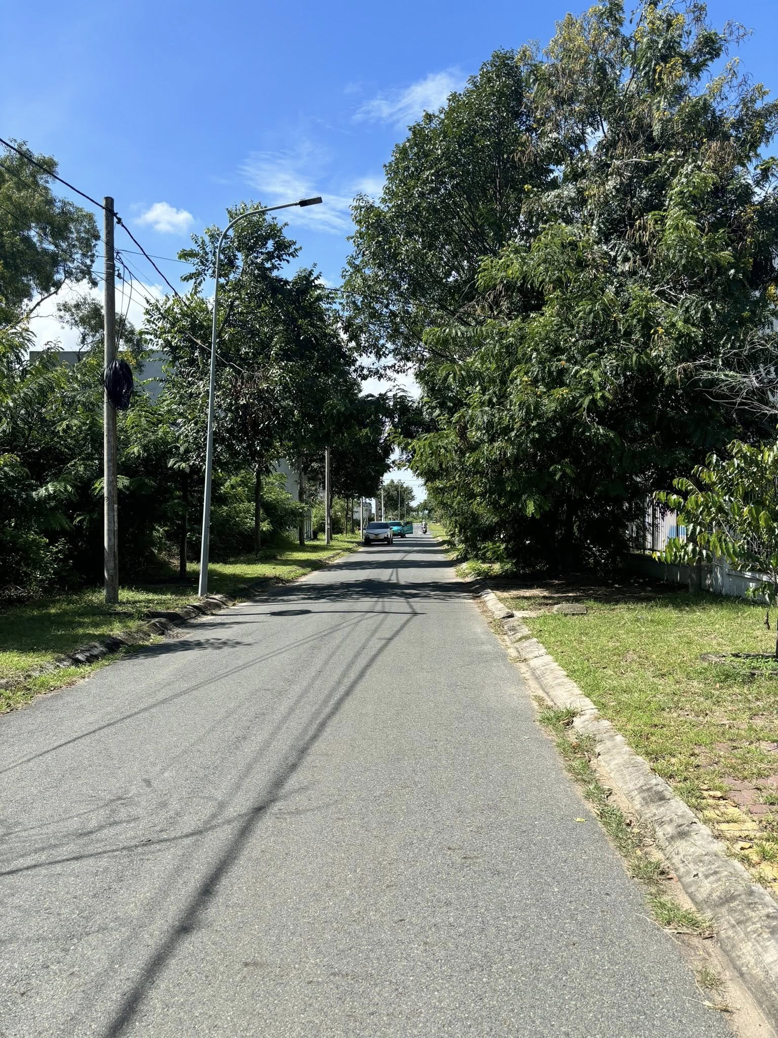 Đất thổ cư lô góc đường Hồ Thành Biên, Long Tâm