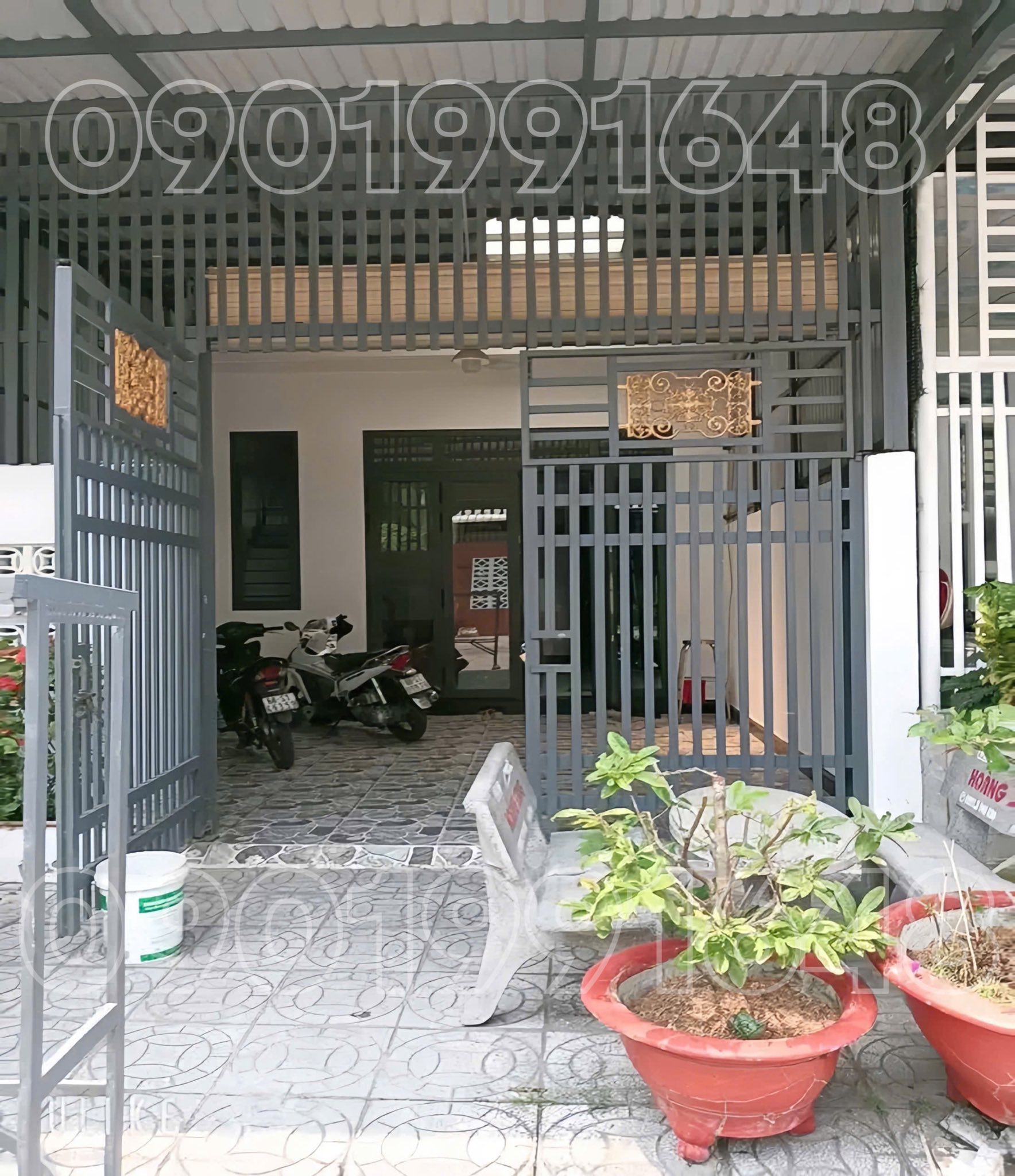 Bán gấp nhà Bình Chánh, full nội thất, giá chỉ 600 triệu