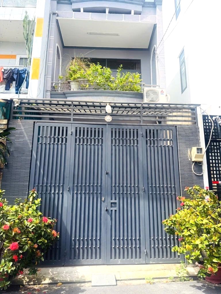 Nhà hẻm 6m Phạm Văn Bạch, Tân Bình - Sát mặt tiền, 64m2, chỉ nhỉnh 7 tỷ