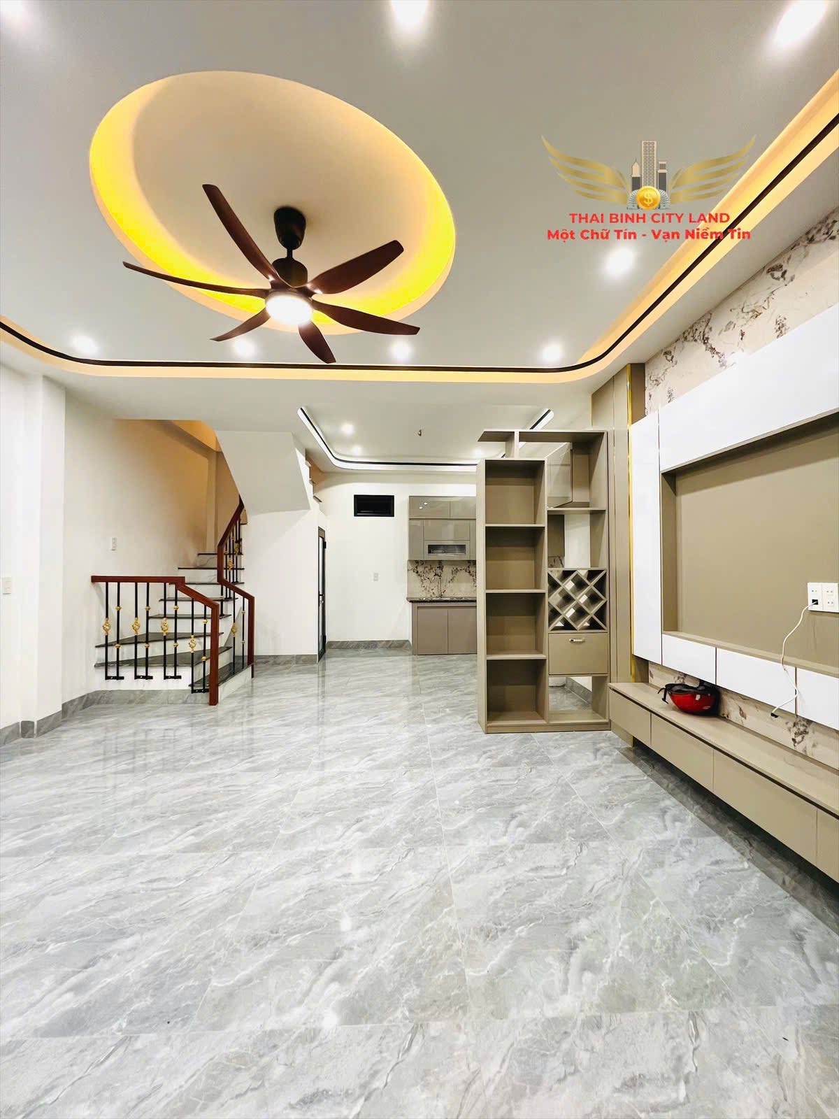 Chính chủ bán gấp nhà 3 tầng 42m2 tại Kỳ Bá, Thái Bình, cách mặt phố Lê Đại Hành vài bước chân