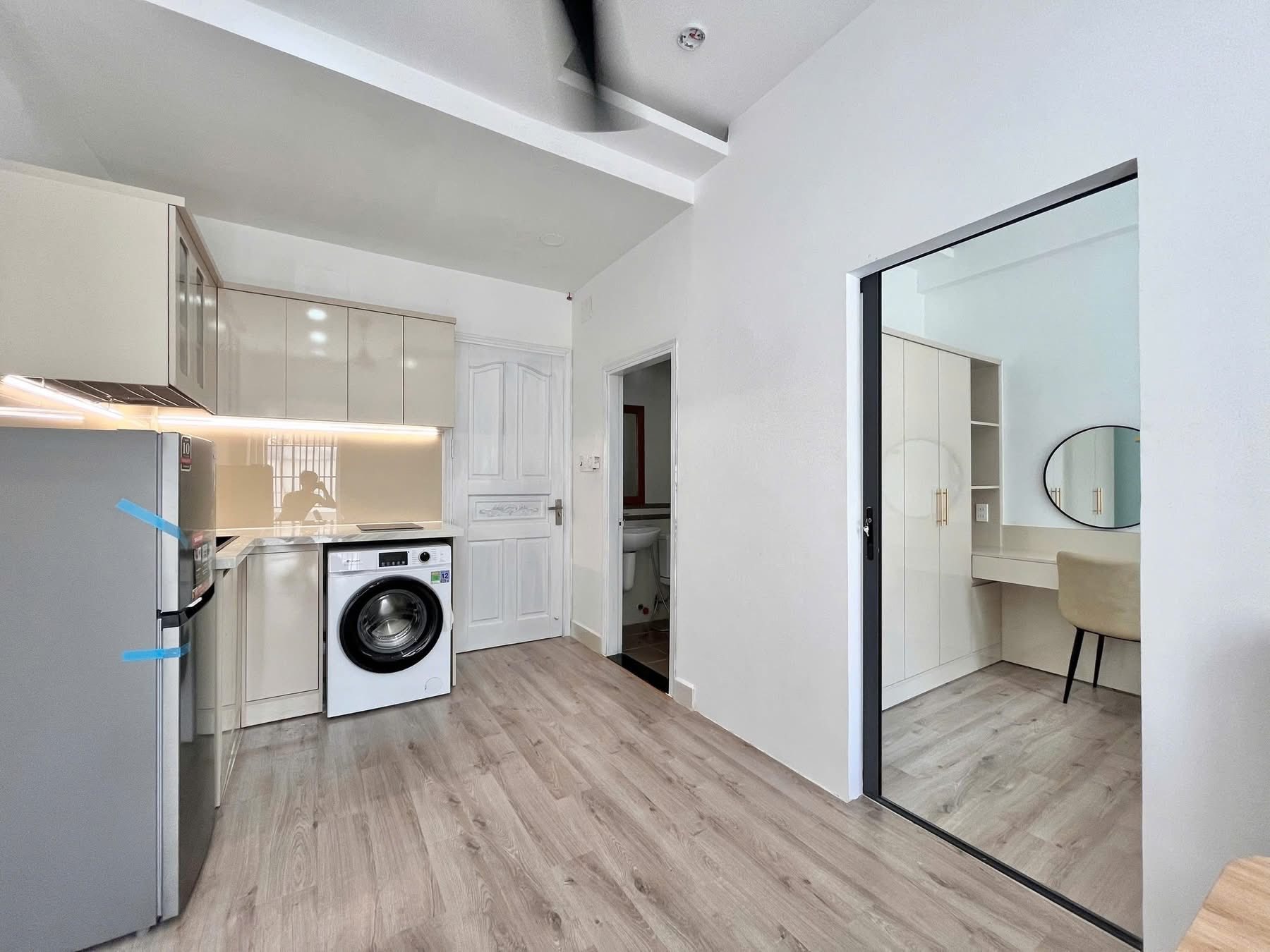 Siêu phẩm căn hộ 1 phòng ngủ, 1 bếp riêng biệt vừa mới xây xong, sẵn sàng đón chủ nhân mới