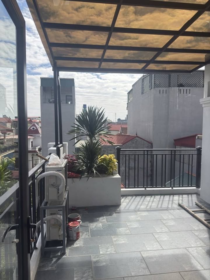 Long Biên Sài Đồng nhà mới xây, kinh doanh sầm uất, đầu tư hợp lý