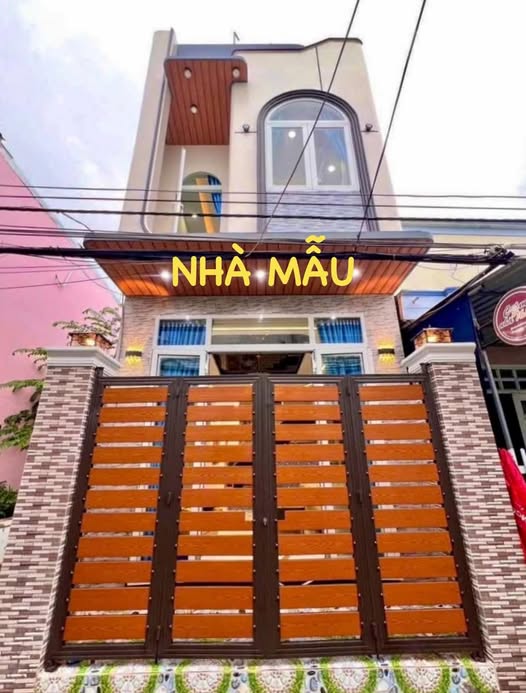 Nhà trệt lầu hiện đại gần bệnh viện Nhi, Cần Thơ, sẵn sàng dọn vào ở