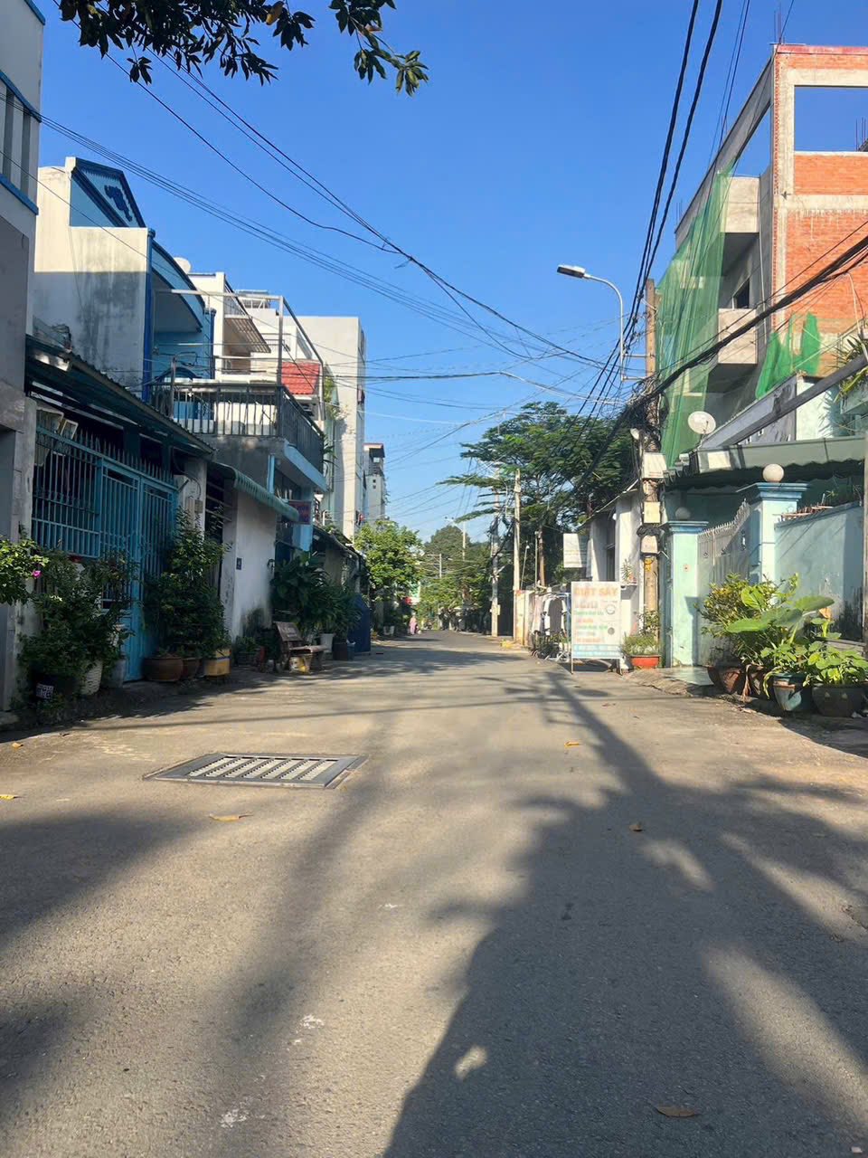 Tọa lạc tại vị trí đắc địa trên Mặt Tiền Đường 102 - Man Thiện, Phường Tăng Nhơn Phú A