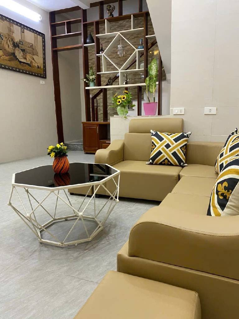 Nhà riêng 5 tầng diện tích 38m2 tọa lạc tại vị trí đắc địa trên đường Lê Hồng Phong