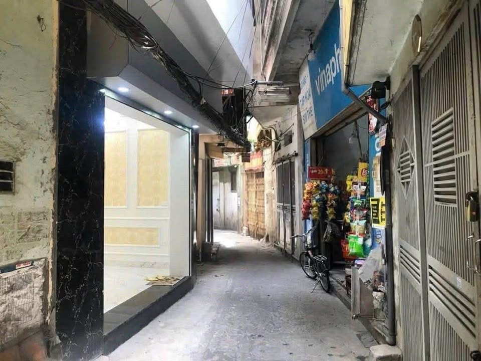 Nhà Đống Đa mặt ngõ, 4 tầng, kinh doanh đỉnh, ô tô đỗ cửa, giá yêu thương